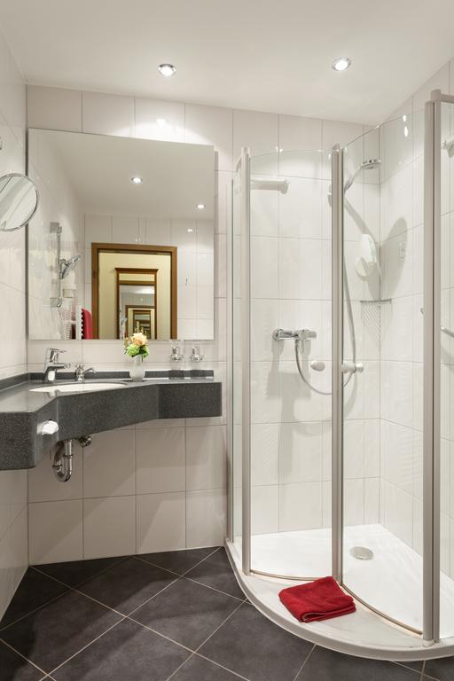 Hotel Restaurant Sonnenhof Weyerbusch エクステリア 写真