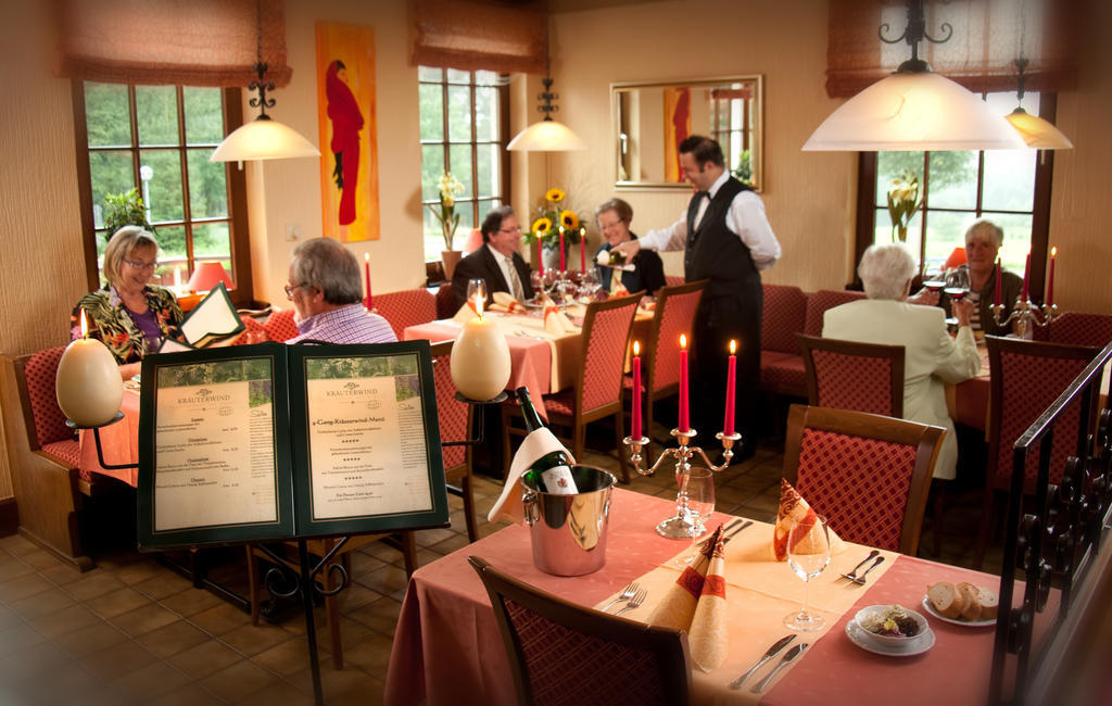 Hotel Restaurant Sonnenhof Weyerbusch エクステリア 写真