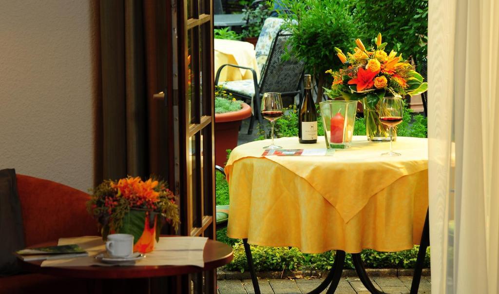 Hotel Restaurant Sonnenhof Weyerbusch 部屋 写真
