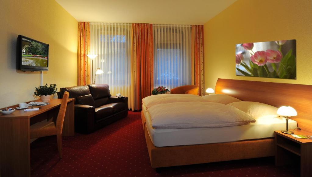 Hotel Restaurant Sonnenhof Weyerbusch 部屋 写真