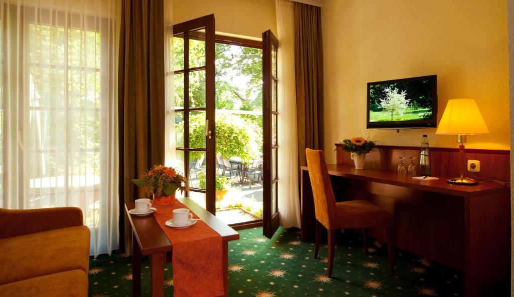 Hotel Restaurant Sonnenhof Weyerbusch 部屋 写真