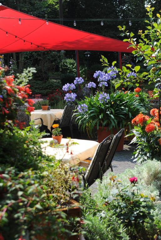 Hotel Restaurant Sonnenhof Weyerbusch エクステリア 写真