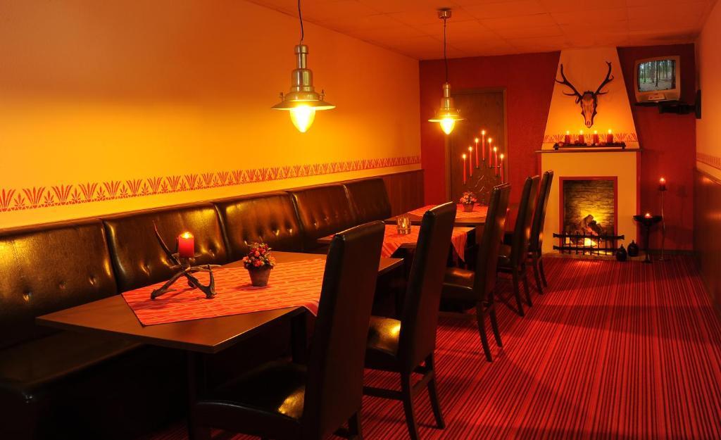 Hotel Restaurant Sonnenhof Weyerbusch エクステリア 写真