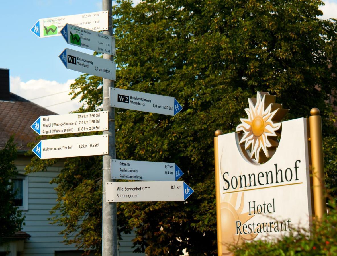 Hotel Restaurant Sonnenhof Weyerbusch エクステリア 写真